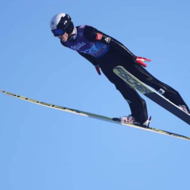 Jonathan Learoyd Ski Jumper et Web Designer pour des chalets de ski de luxe à Courchevel et Méribel