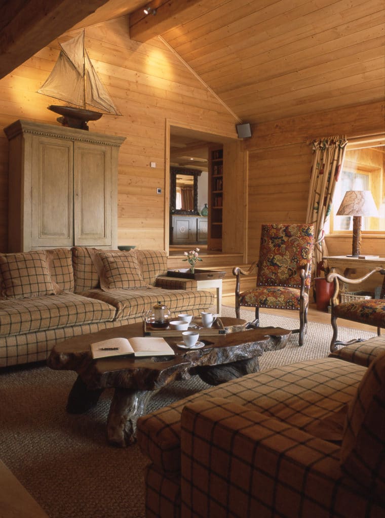 Sitting Room In Luxury Ski Chalet Bartavelles In Meribel 2