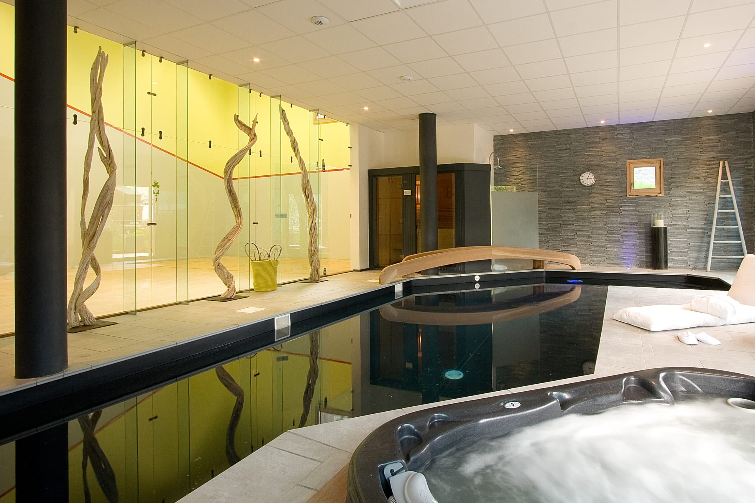 Piscina En Nuestro Chalet De Lujo Igloo Courchevel 2