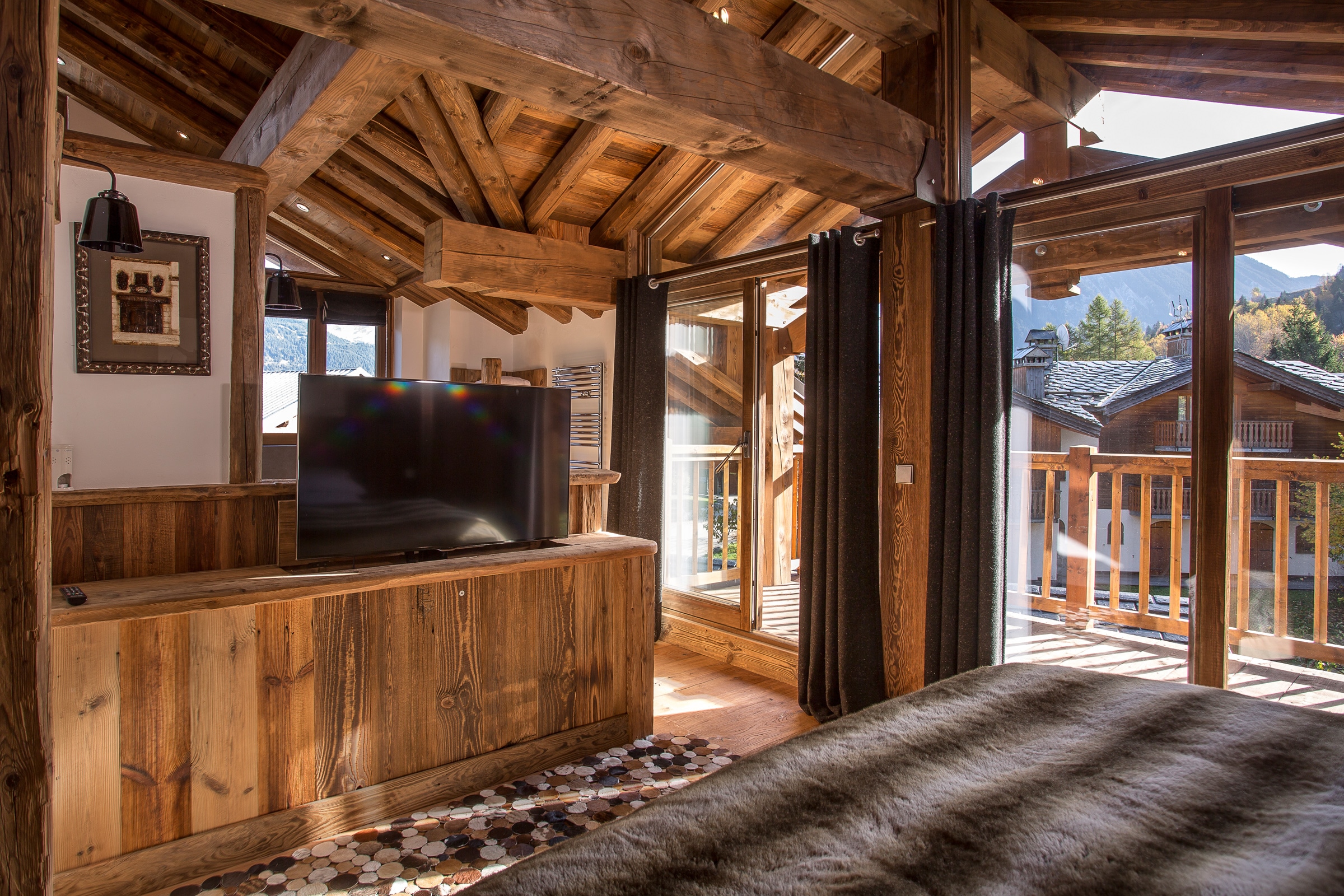 Bedroom 1A Luxury Ski Chalet Loup Blanc Courchevel Le Praz