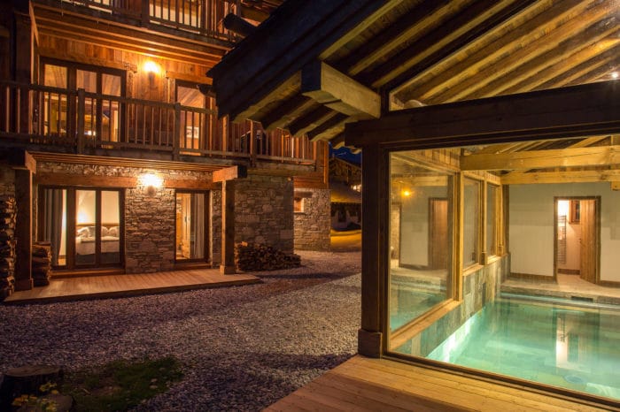 Swimming Pool And Exterior View Luxury Ski Chalet Loup Blanc Courchevel Le Praz