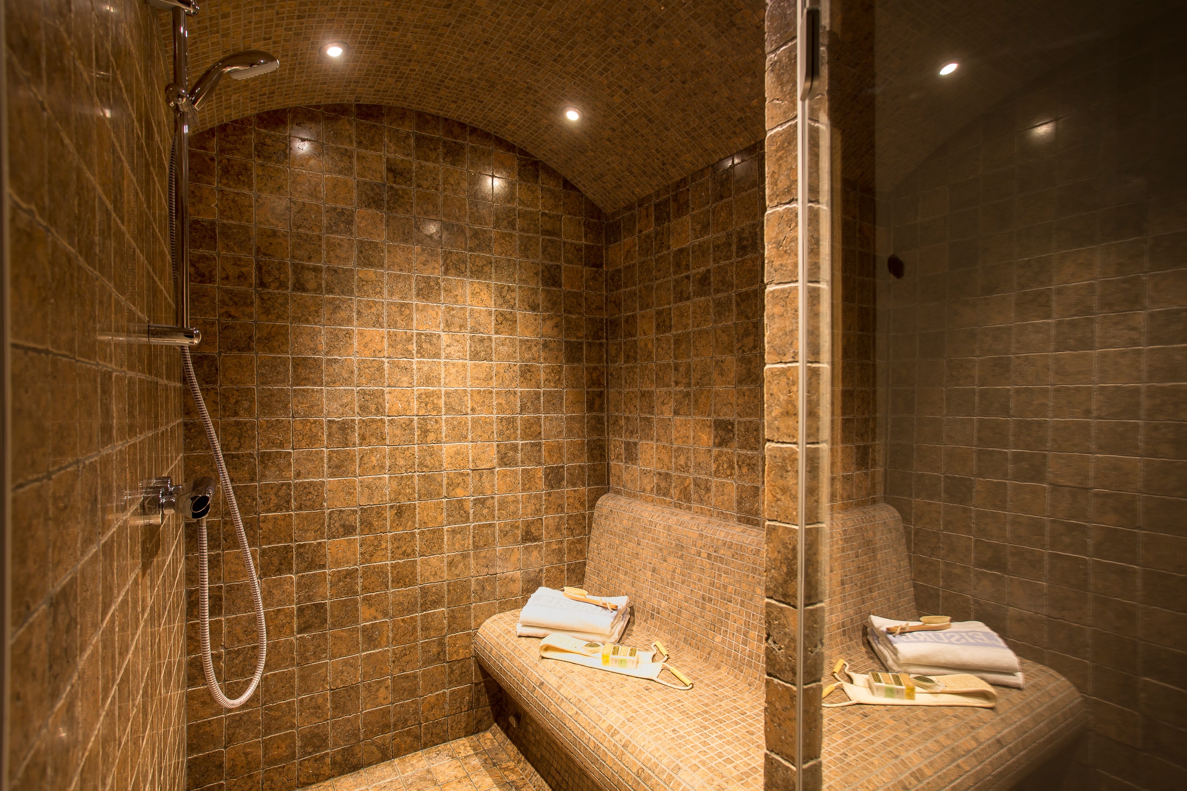 Hammam Luxury Ski Chalet Loup Blanc Courchevel Le Praz