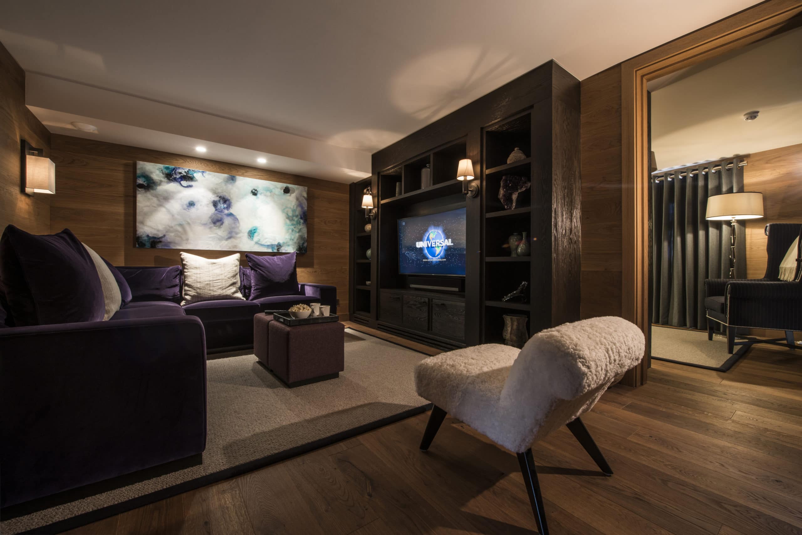 6. TV snug Chalet Le Grenier Luxury Ski Chalet Meribel