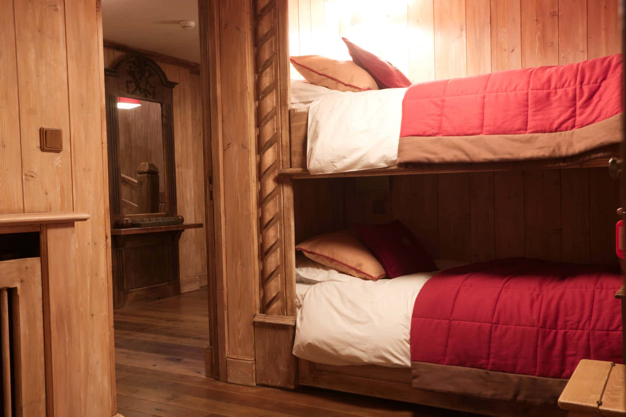 Luxury Ski Chalet Foinsbois Meribel Bedroom 8