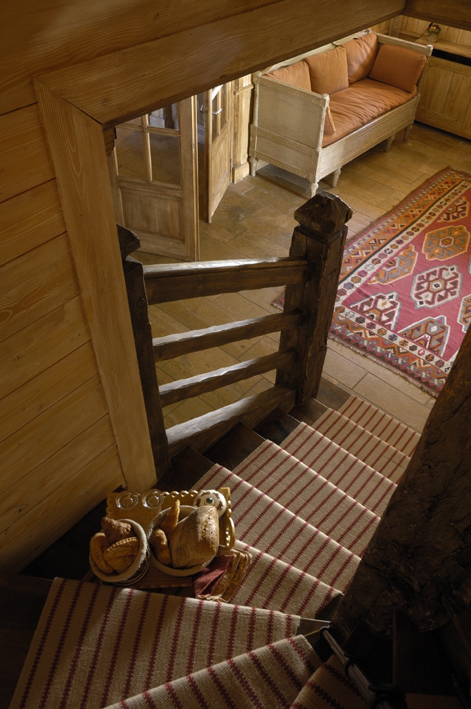 Luxury Ski Chalet Foinsbois Meribel staircase 1