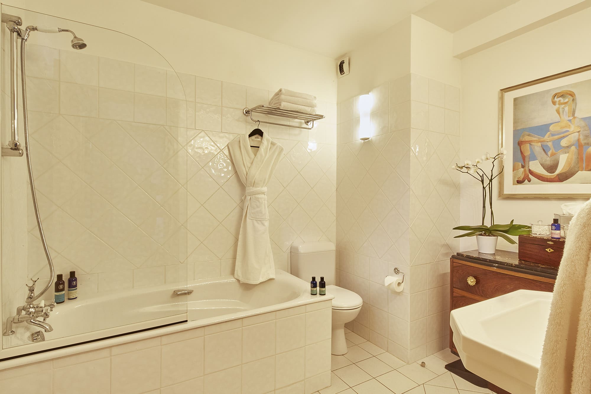 Luxury Ski Chalet Iona Meribel Bathroom 3