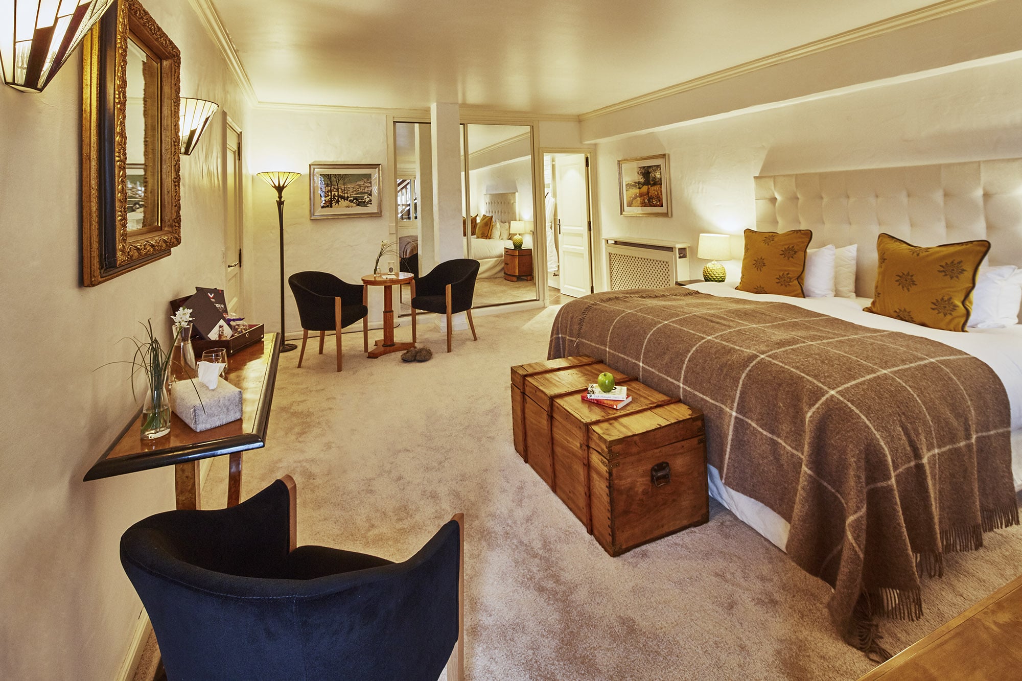 Luxury Ski Chalet Iona Meribel Bedroom 2