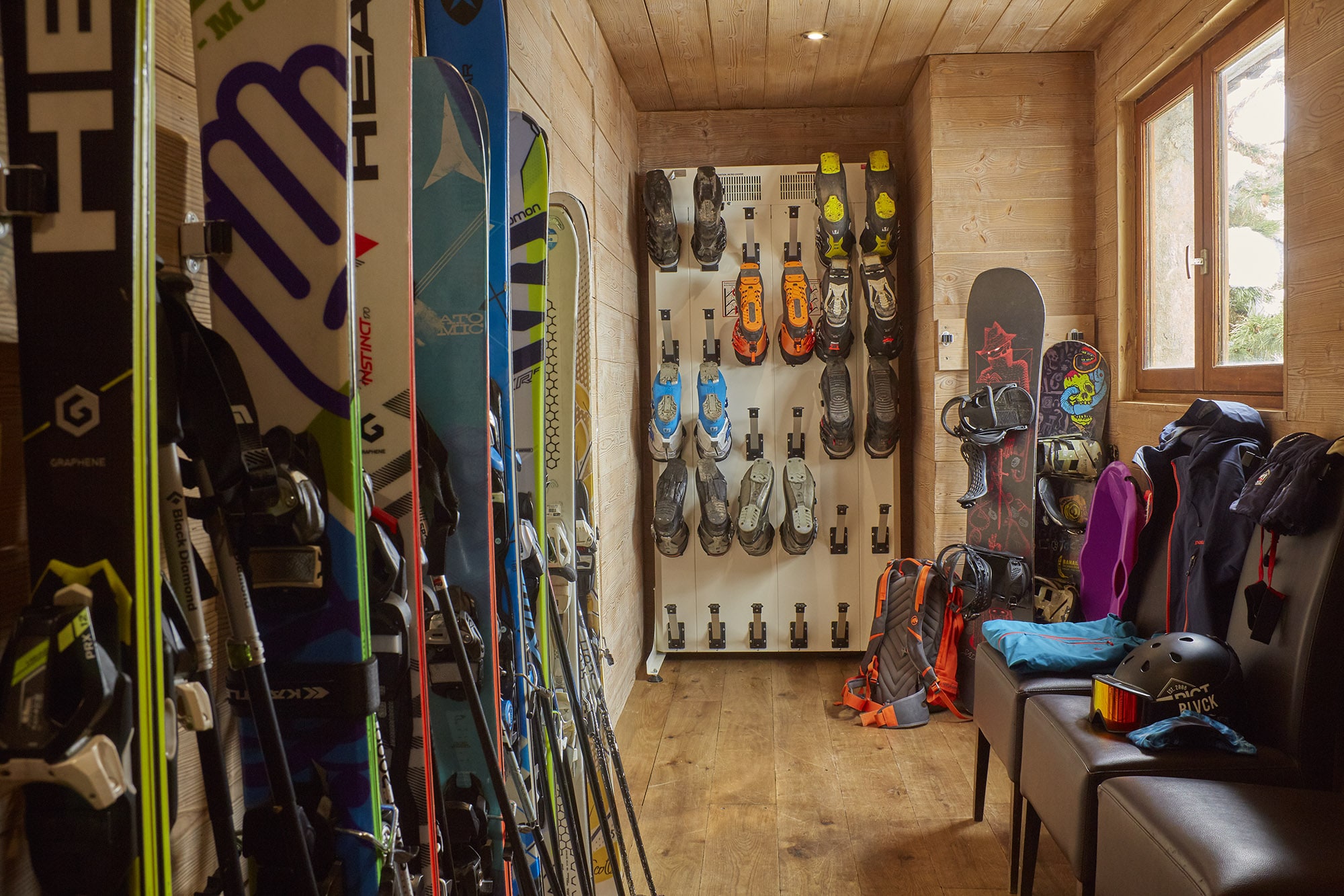 Luxury Ski Chalet Iona Meribel Bootroom 1