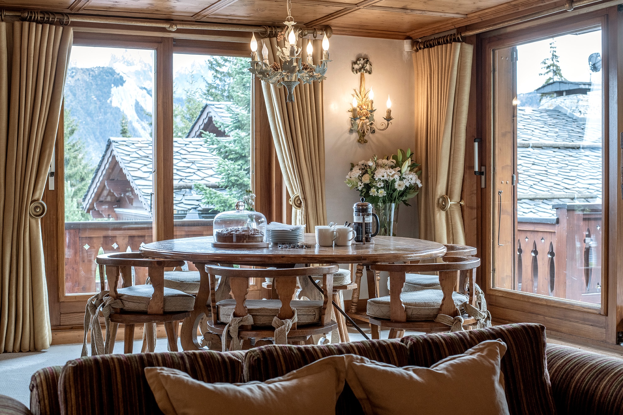 Luxury Ski Chalet Margaux Courchevel Games area b