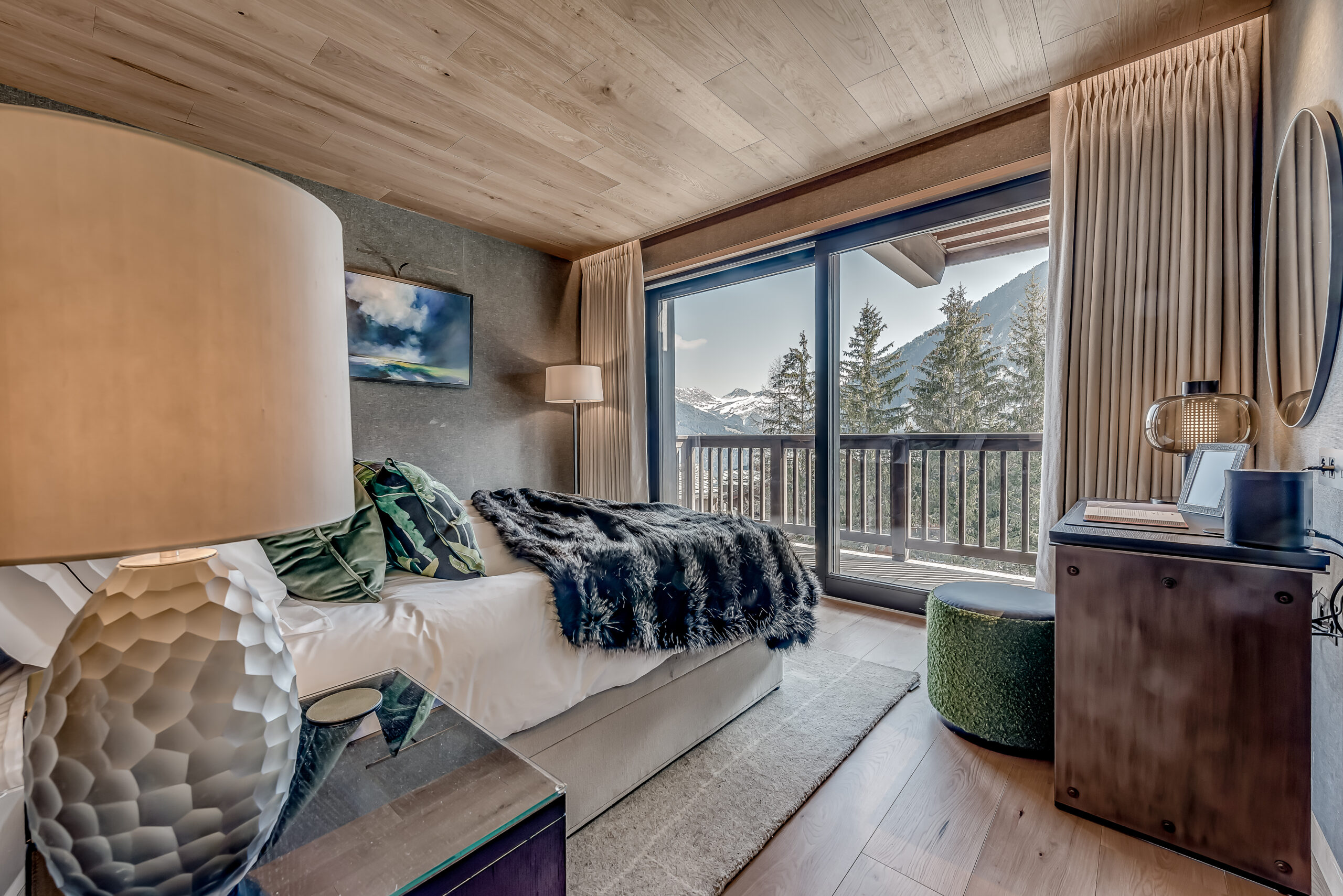 Chalet Bacchus, Courchevel 1850 Bedroom 2