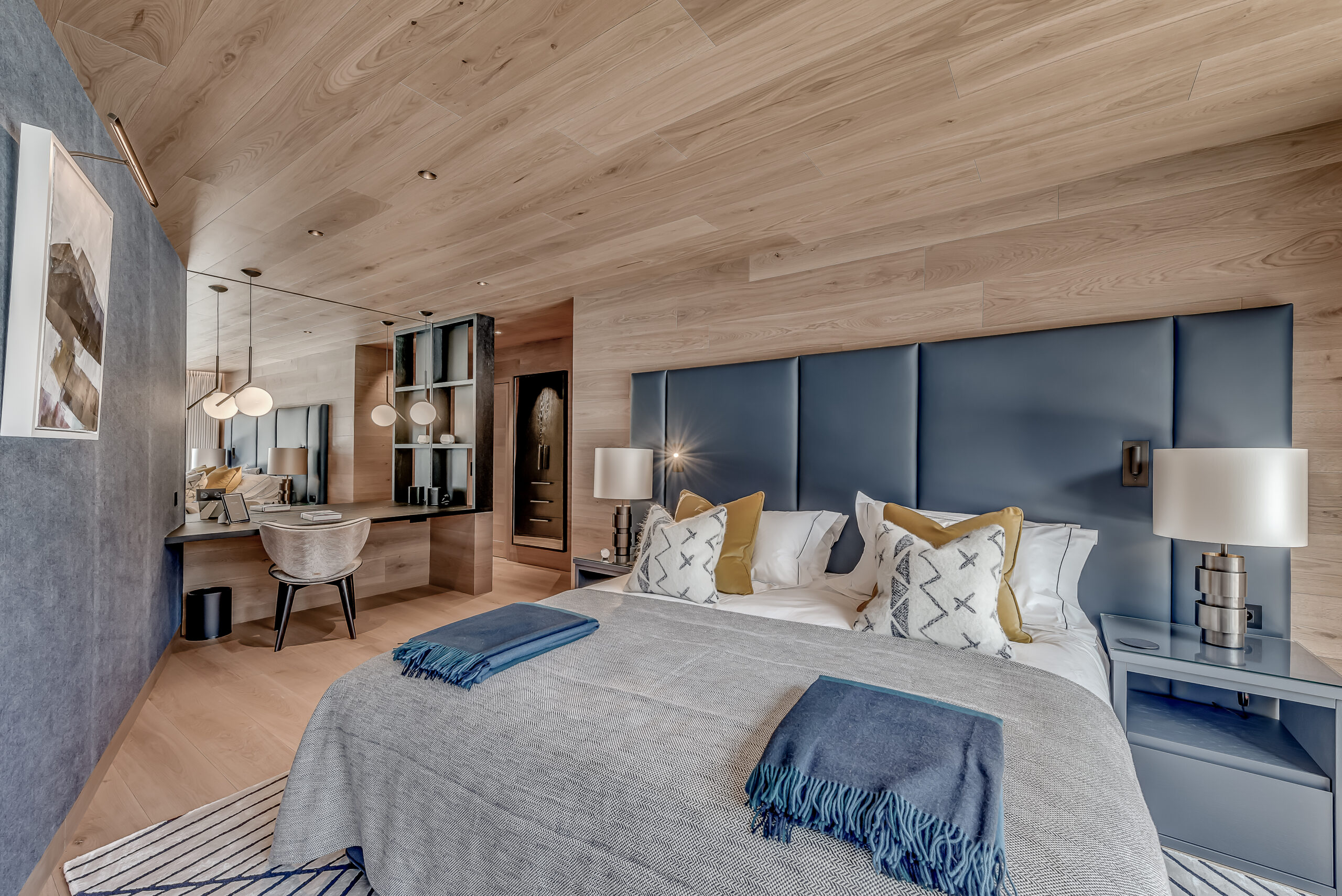 Chalet Bacchus, Courchevel 1850 Bedroom 3b