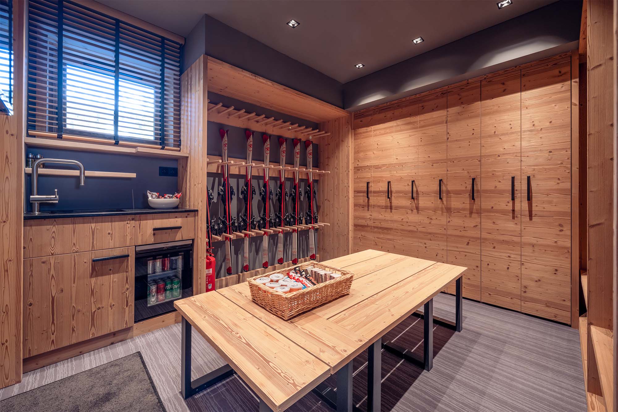 Chalet de lujo «Harmony Meribel»: sala de esquí