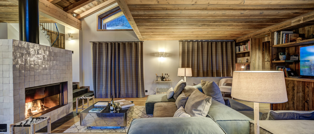 Luxury Chalet Bergeronnette Meribel Living Room A