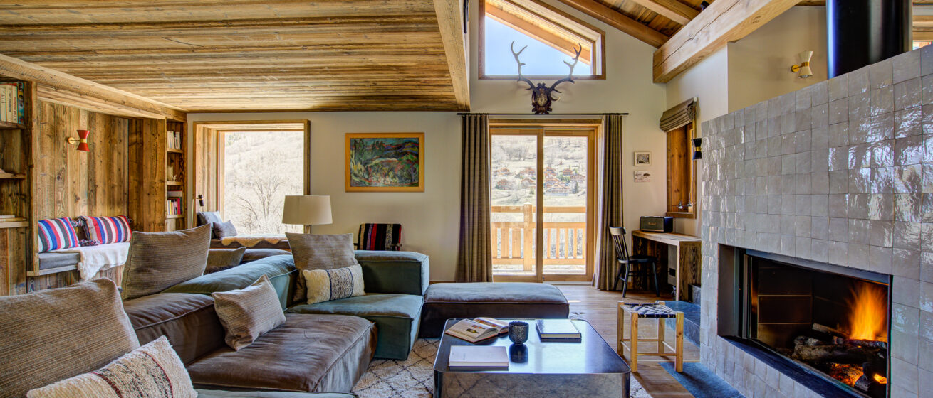Luxury Chalet Bergeronnette Meribel Living Room D(1)