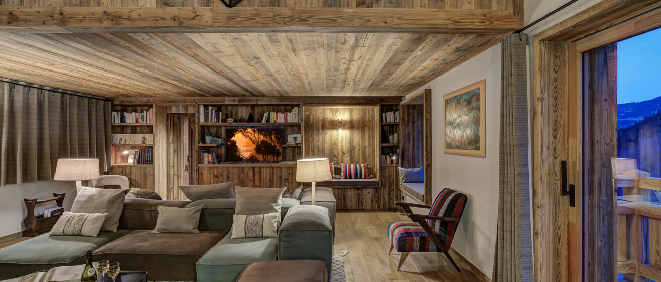 Luxury Chalet Bergeronnette Meribel Living Room E