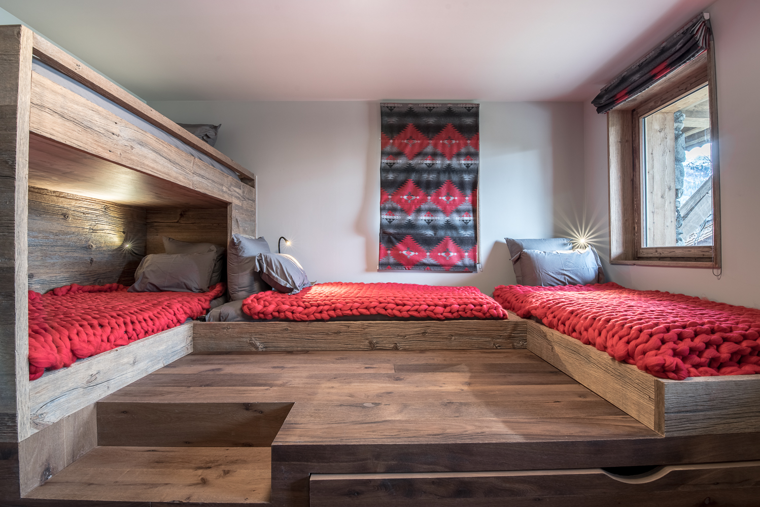 Luxury Chalet Himalaya Meribel MasteruestSuite03v2