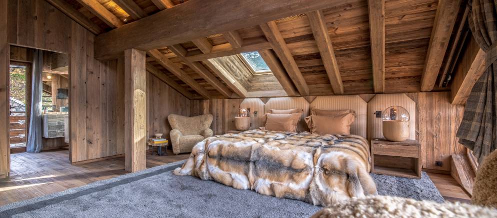 Luxury Chalet Himalaya Meribel MasteruestSuite04 ensuite