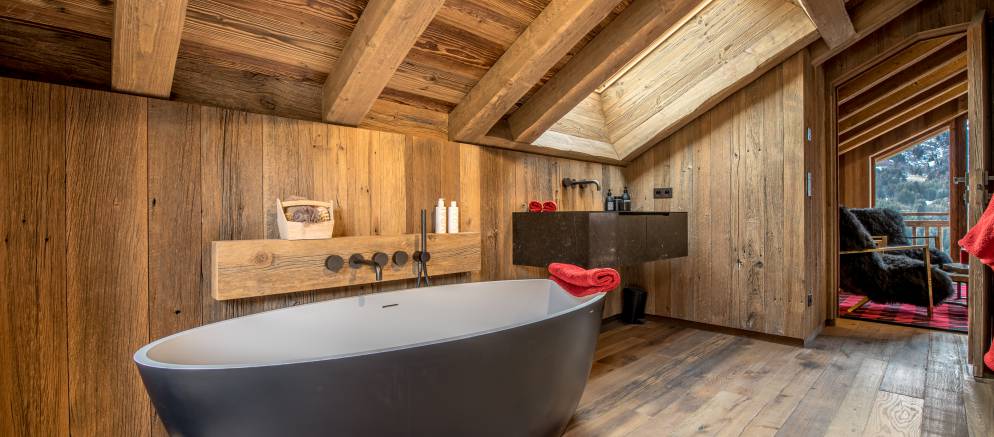 Luxury Chalet Himalaya Meribel Masteruite1
