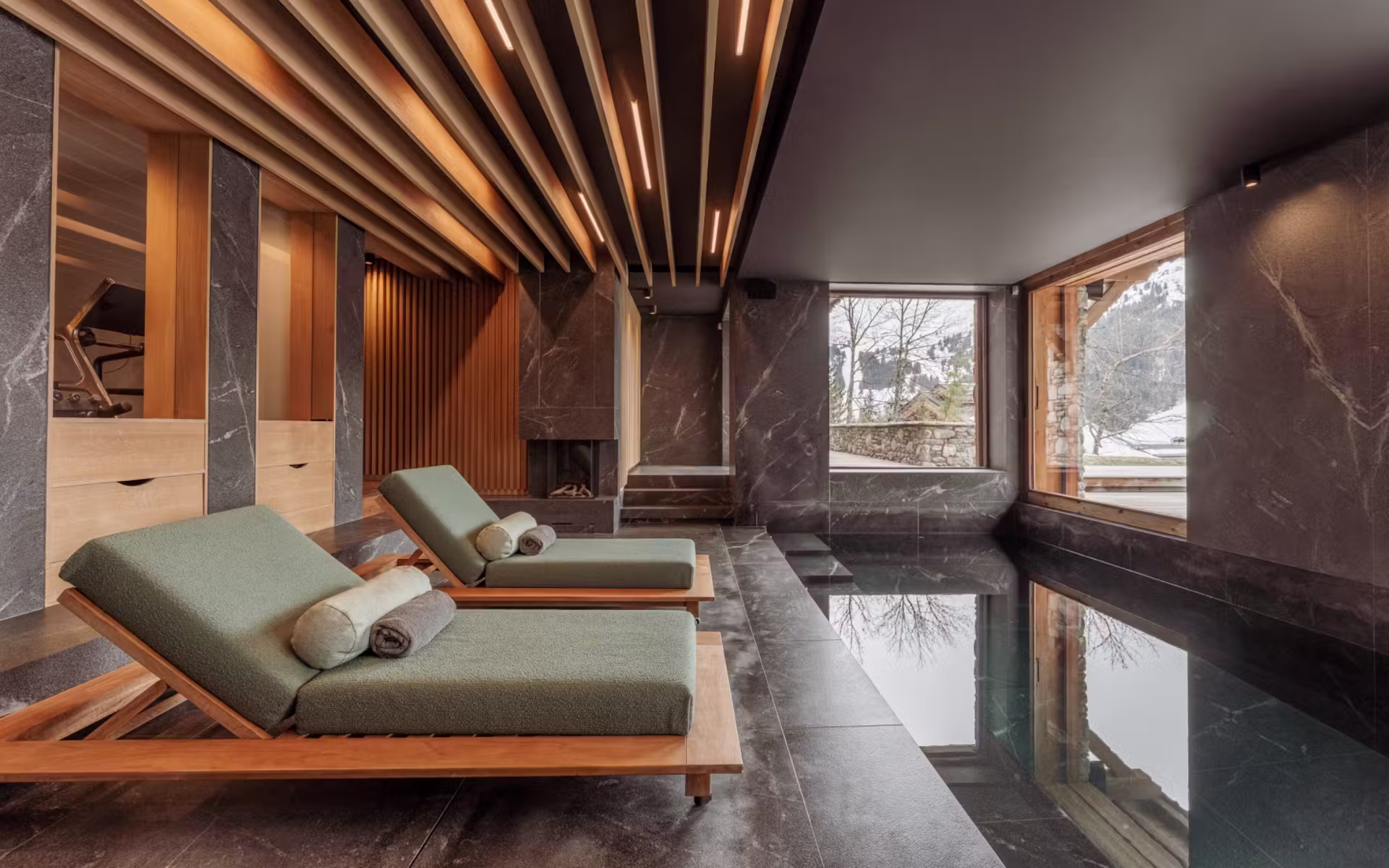 Luxury Chalet Himalaya Meribel Spa Pol4