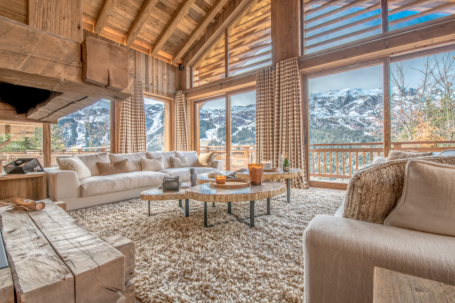 Luxury Chalet Himalaya Meribel balcon