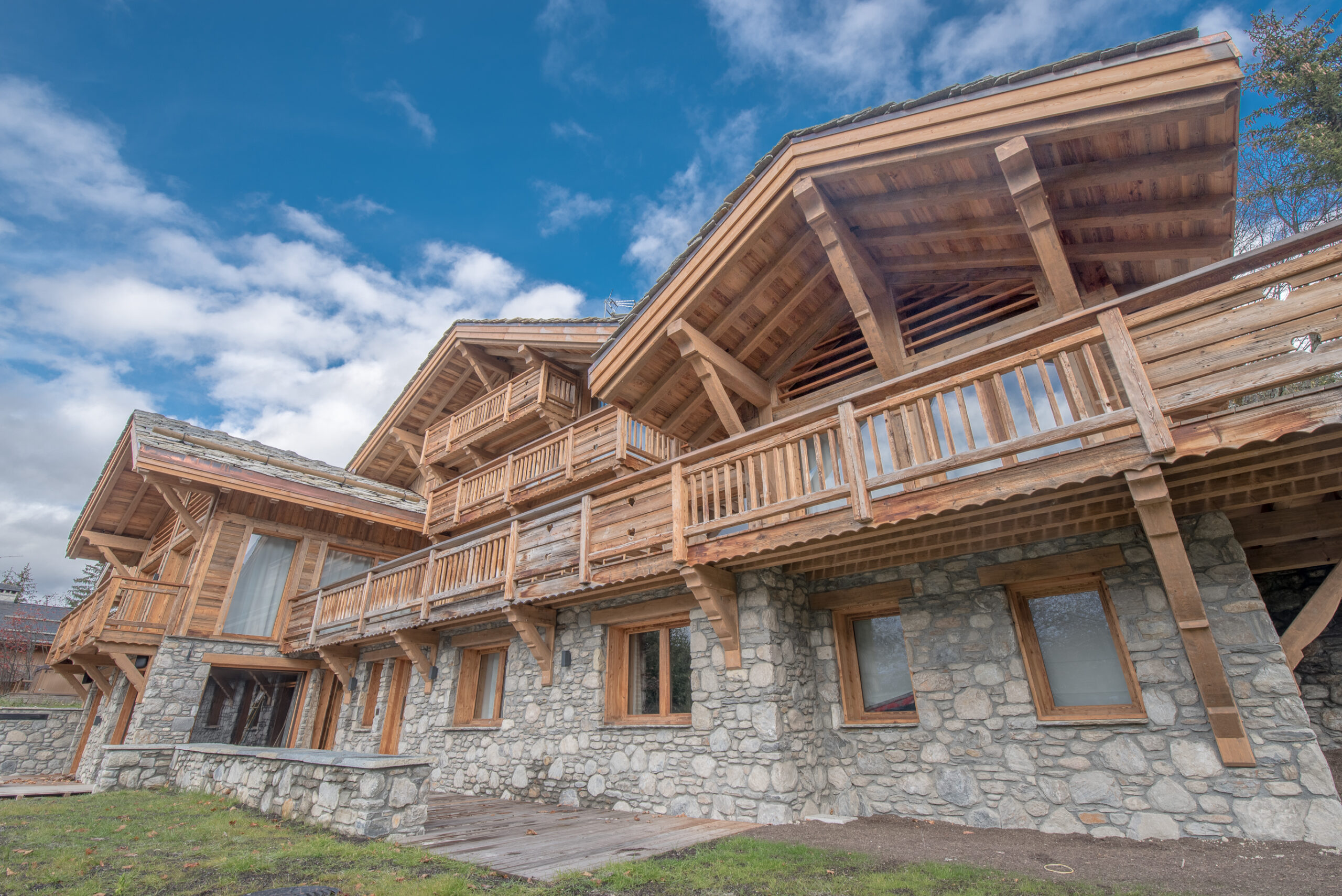 Luxury Chalet Himalaya Meribel terrac seating