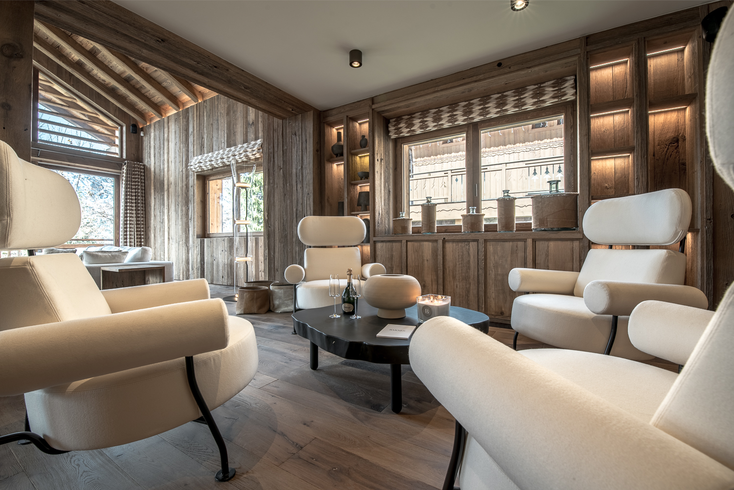 Luxury Chalet Himalaya Meribel terrac seating2