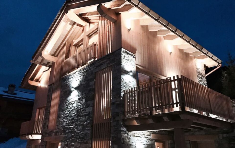 Luxury Ski Chalet Caro Meribel External Winter