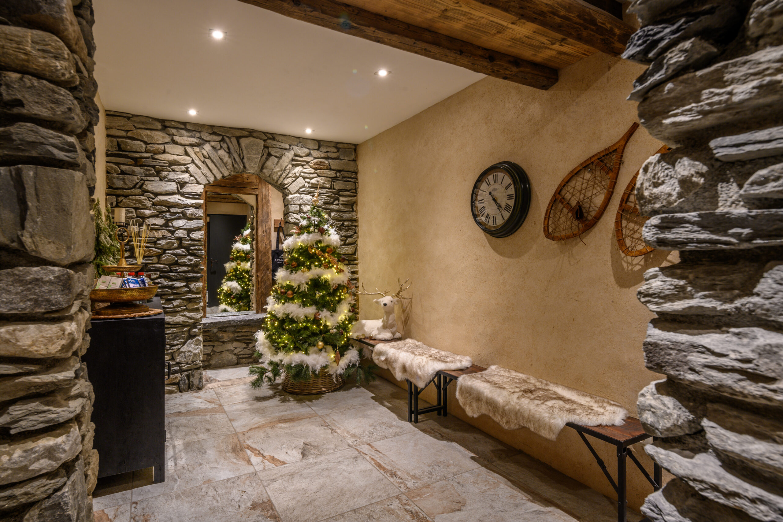 Luxury Ski Chalet Cheval Blanc Meribel Entrance