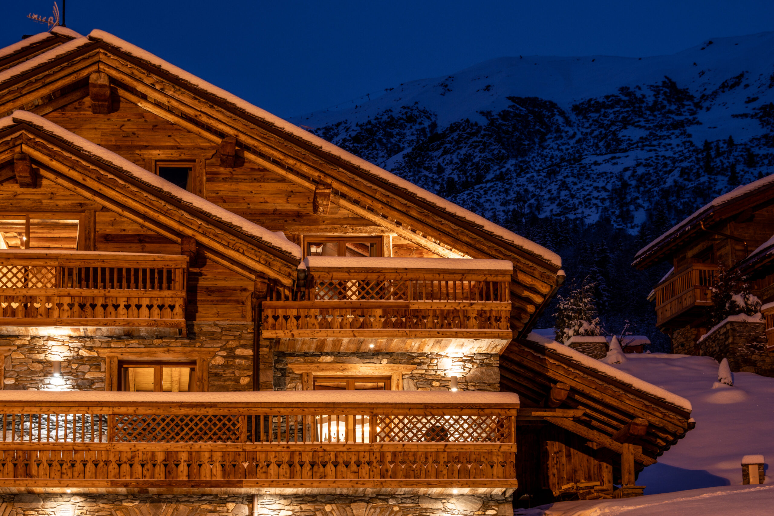 Luxury Ski Chalet Cheval Blanc Meribel Exterior Evening A