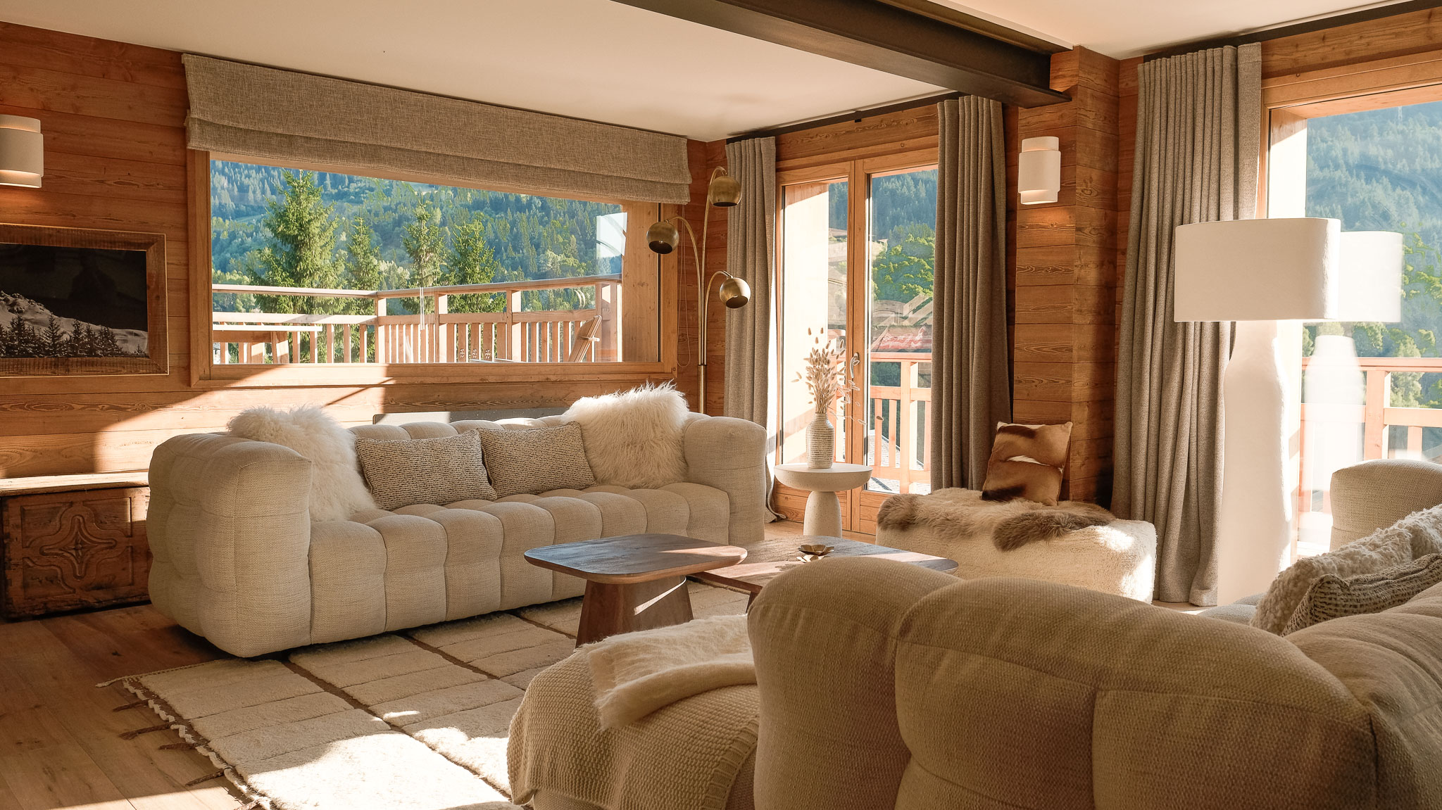 Luxury Ski Chalet Etoile des Neige Meribel Living room C